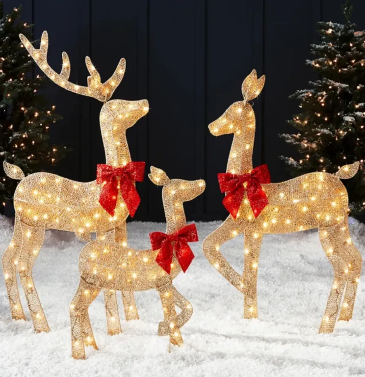 4ft 3-Piece 2D Lighted Christmas Deer Family Set, Large Outdoor Yard Reindeer Holiday Decoration wit