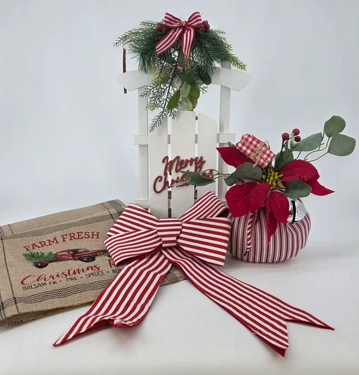 Adorable Lot of Christmas Decor