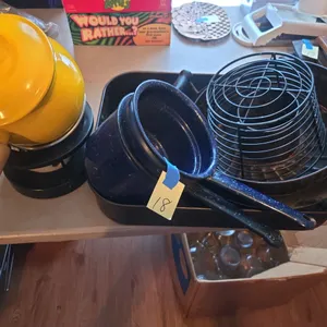 Assorted granite wear and cookware