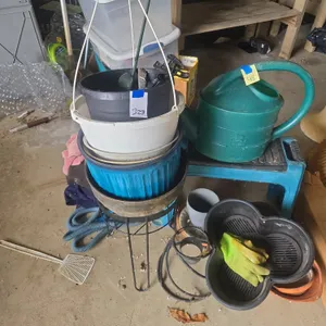 Assorted lawn and garden gear