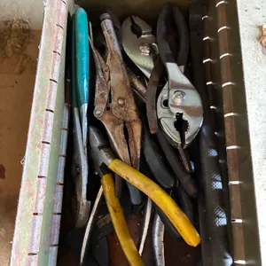 Pliers