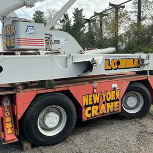 1003 SHUTTLELIFT 5560B CARRY DECK CRANE SN: 125508-03