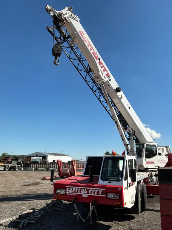 SN: N3J5-7667 90 TRUCK CRANE 2005 HTC-8690 VIN: 1F9N3J5755L028667
