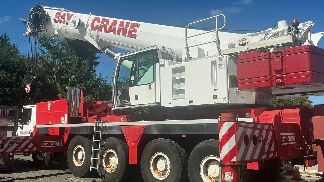 2008 LIEBHERR LTM1130 ALL TERRAIN CRANE SN: LOWER VN# W095851009EL05163 UPPER SN# 066 062