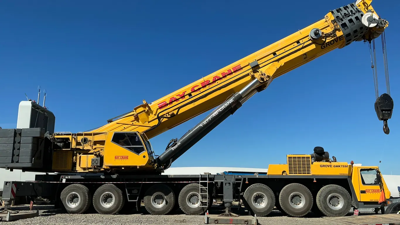 2006 GROVE GMK7550 ALL TERRAIN CRANE SN: LOWER VN# WW202604100010144. LOWER SN# 7450-8038