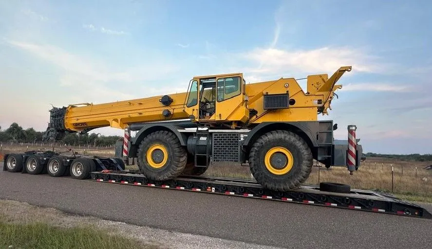 2007 GROVE ROUGH TERRAIN CRANE SN: 228000