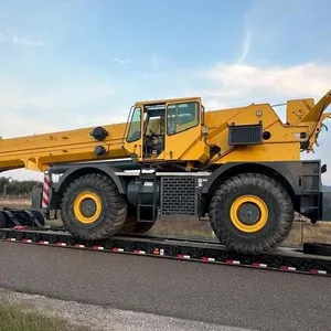 2007 GROVE ROUGH TERRAIN CRANE SN: 228000