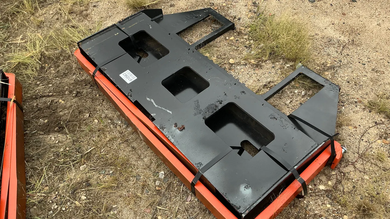 UNUSED KC QT-45-FF-42 45" FORKS