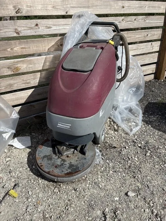 FLOOR SCRUBBER Not tested