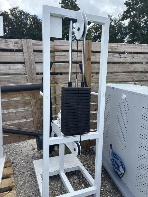 LEG CURL STANDING MACHINE