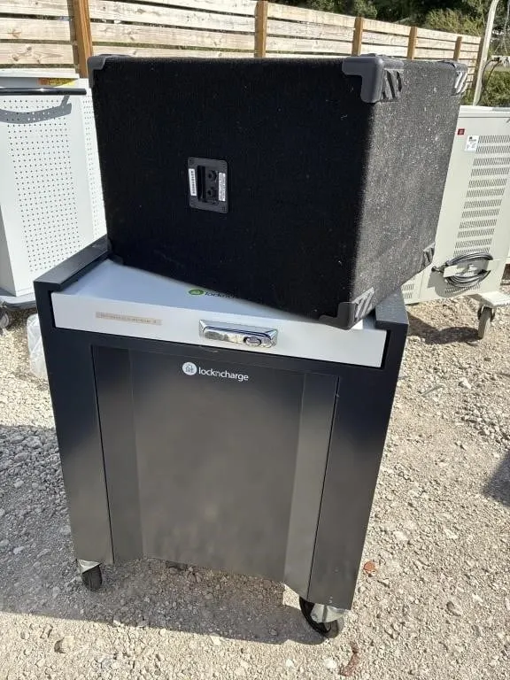 Laptop charging cabinet W/speaker Not tested