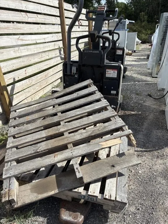 Pallet jack Not tested