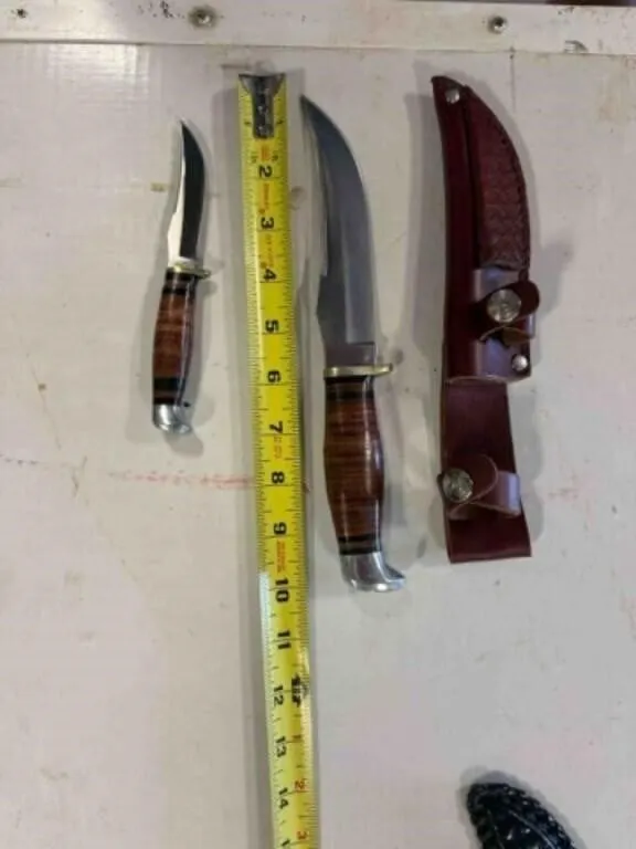 3-hunting knives