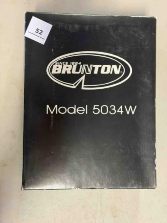 Brunton 5034W binocular; 10x42 in box
