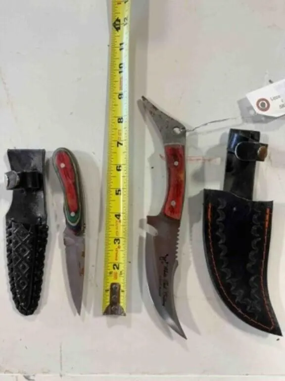 2-hunting knives used