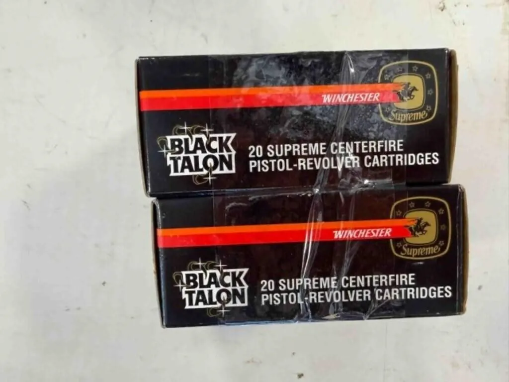 Winchester 45 auto ammo; 230gr; SXT; 40 ct.