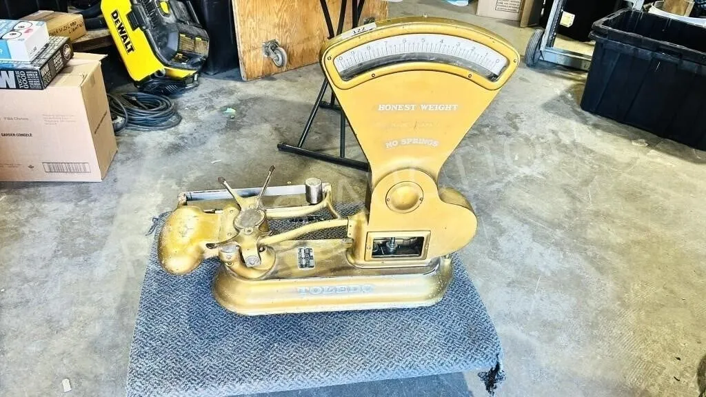 antique Toledo scale - no tray