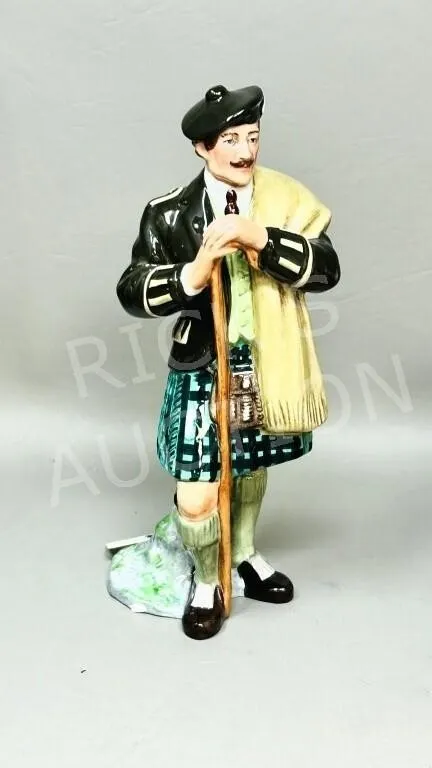 Royal Doulton ," The Laird" 8" figure