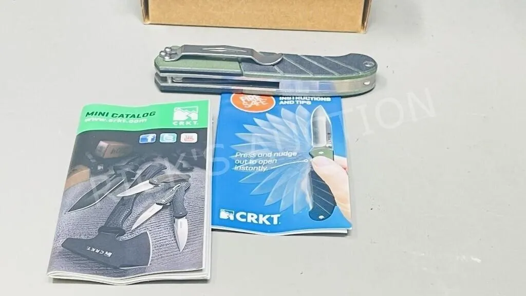 NEW-CRKT Ignitor 6855 folder knife