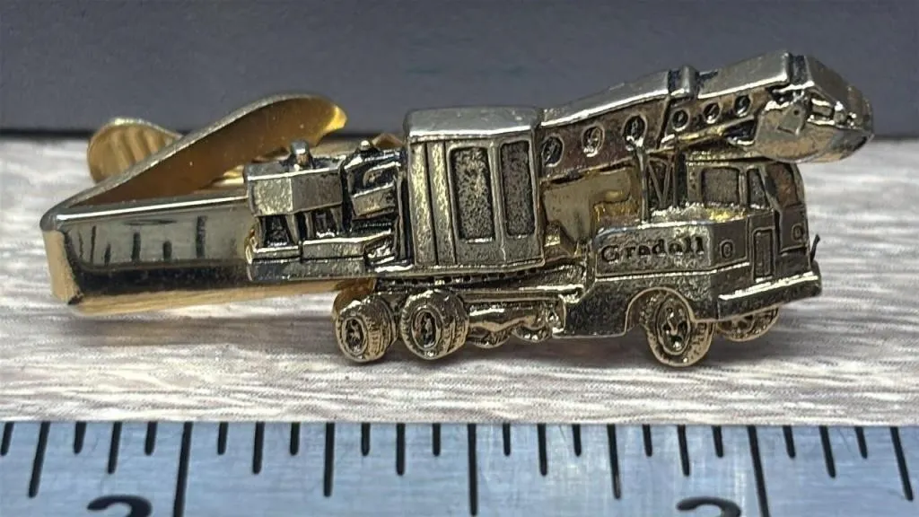 Gradall Excavator Tie Clip. *DC