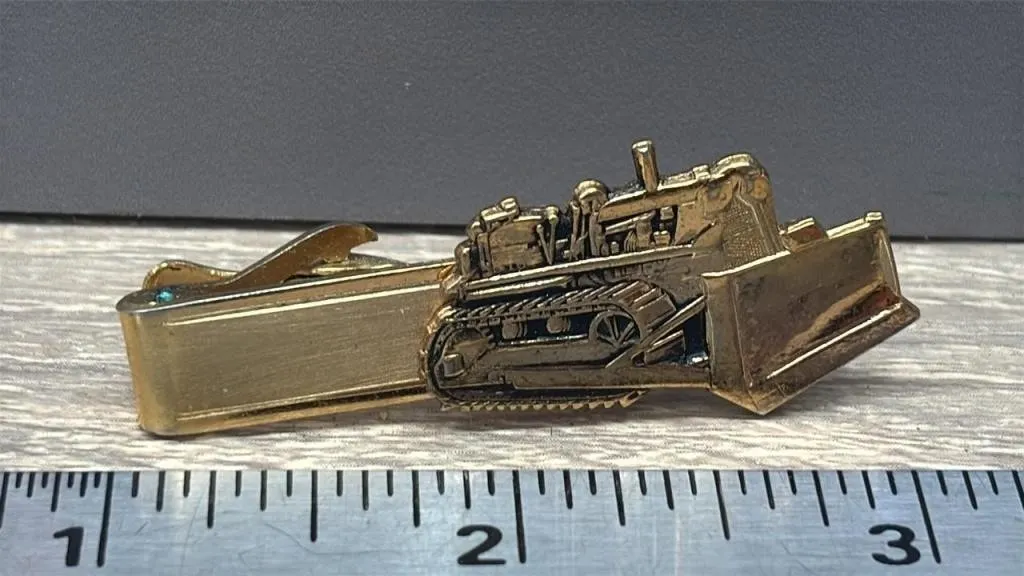 Bulldozer Tie Clip. *DC