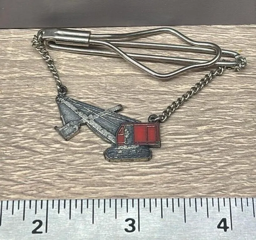 Crawler Crane Tie Clip. *DC