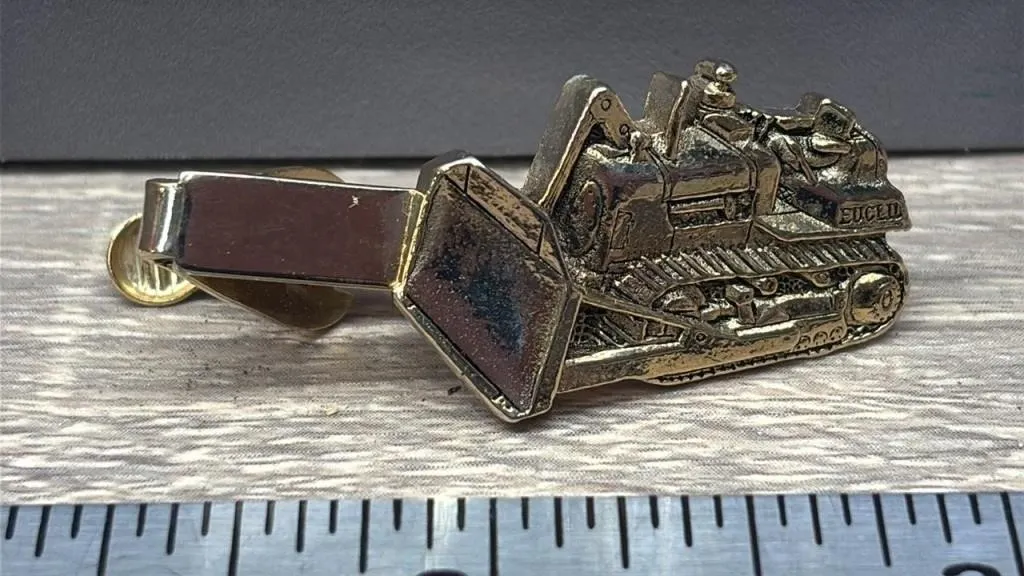 Euclid Bulldozer Tie Clip, Mercury Ind. *DC