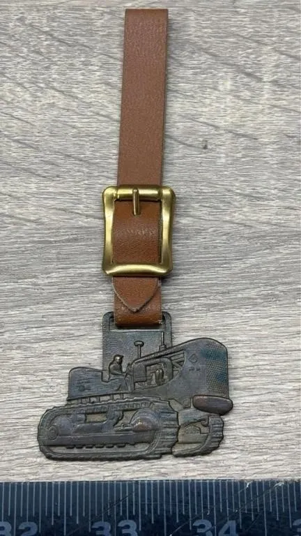 Allis-Chalmers Crawler Tractor Pocket Watch Fob.