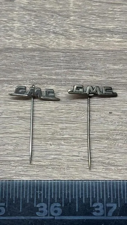 2-GMC Pins. *DC