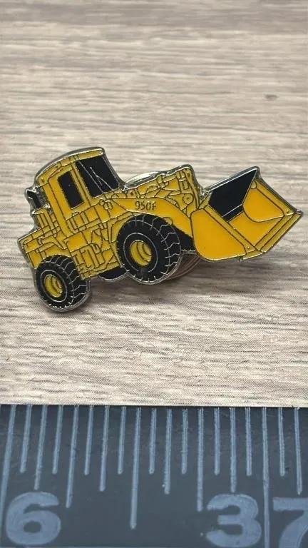950F Wheel Loader Pin. *DC