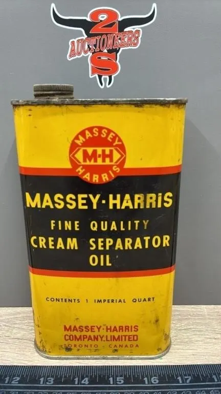 Massey Harris 1QT Separator Oil Can.