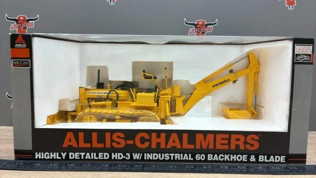 1:16 SpecCast Allies Chalmers HD3 Track Tractor