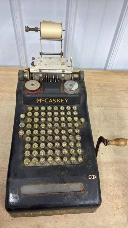 Vintage McCaskey Adding Machine. 9”Wx17”Dx12”H to