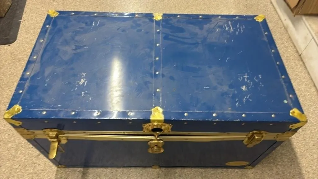 Metal Trunk. 35”Wx19.5”Dx19”H.