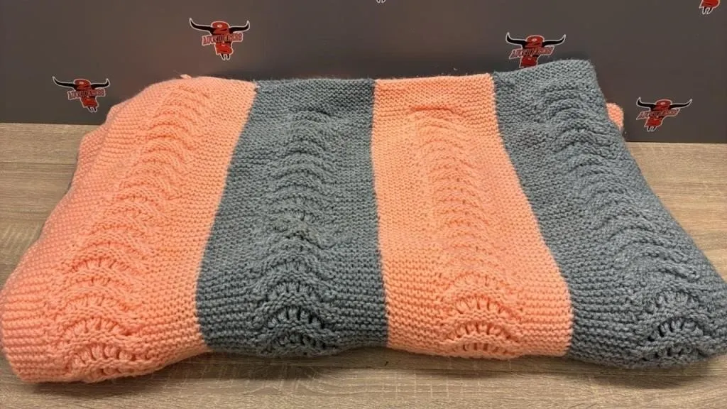 Knitted Afghan. 68”x52”