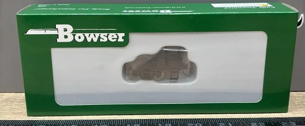 HO Bowsers Roadrailer Coupler Mate. Unused.