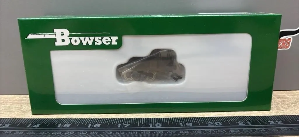 HO Bowsers Roadrailer Coupler Mate. Unused.
