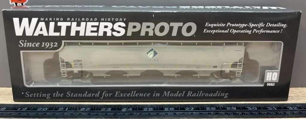 HO Walthers Proto Archer Daniel’s Midland 4 Way