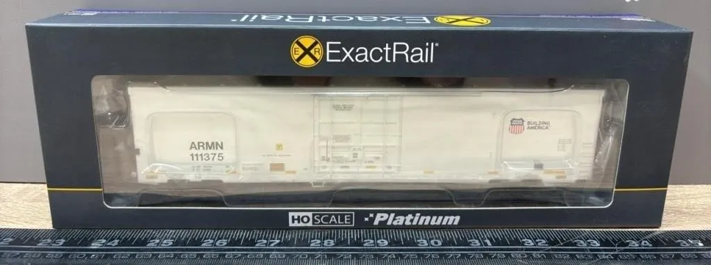 HO Exact Rail ARMN Union Pacific TRINcool Reefer.