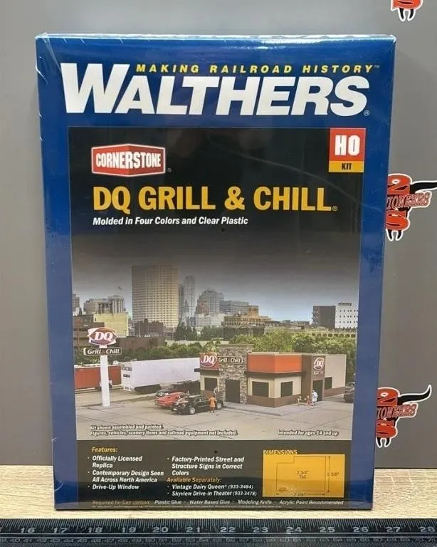 HO Walthers DQ Grill & Chill Kit. Unopened.
