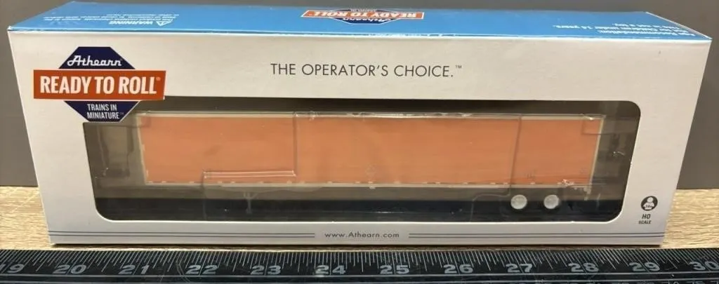 HO Athearn Schneider National Duraplate Trailer.