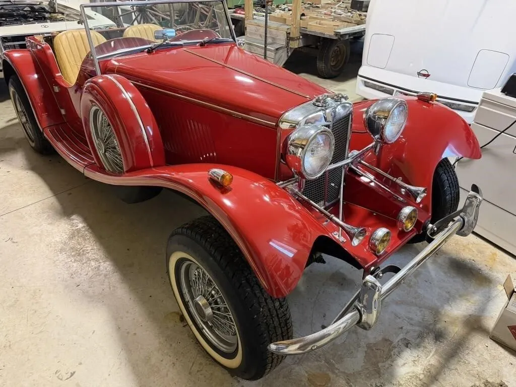 1939 Jaguar replica Kit Car on a Pinto Frame 6cyl