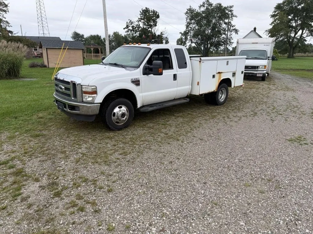 2010 Ford E-350 Super Duty 4x4 6.4L power stroke