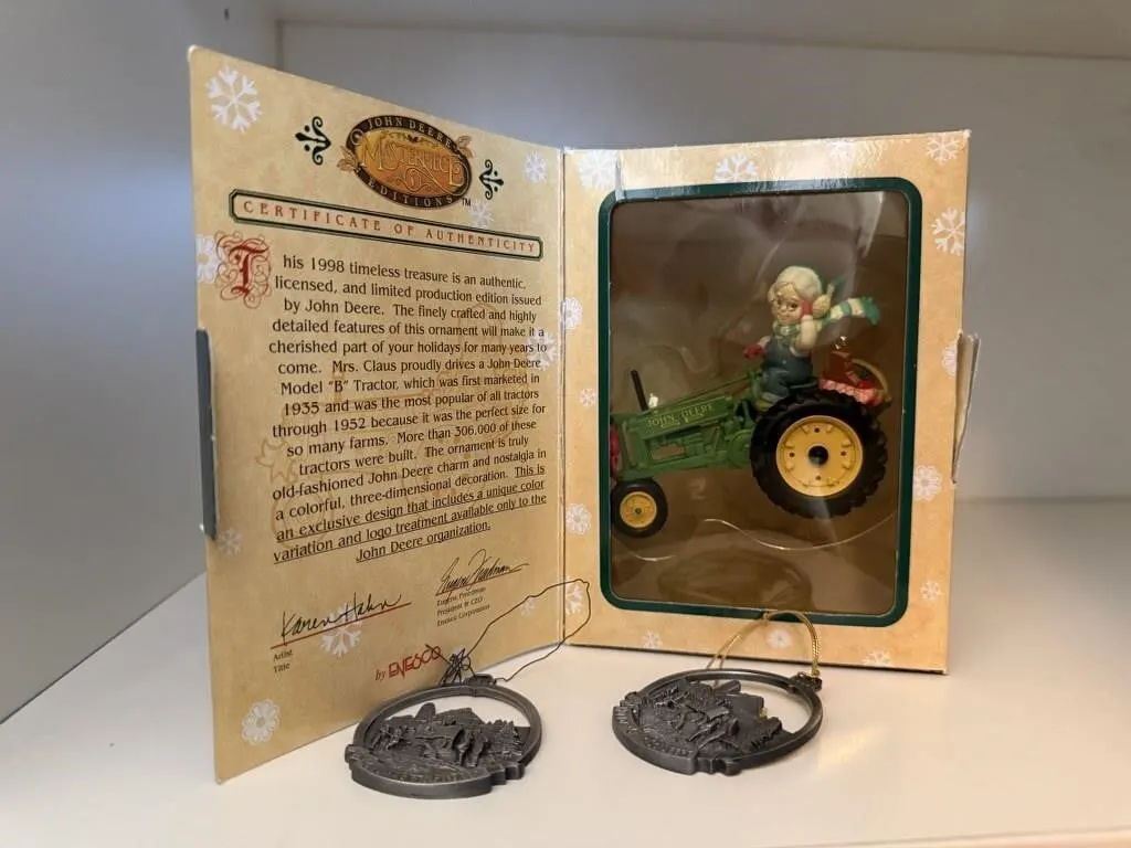 John Deere holiday ornaments (3)