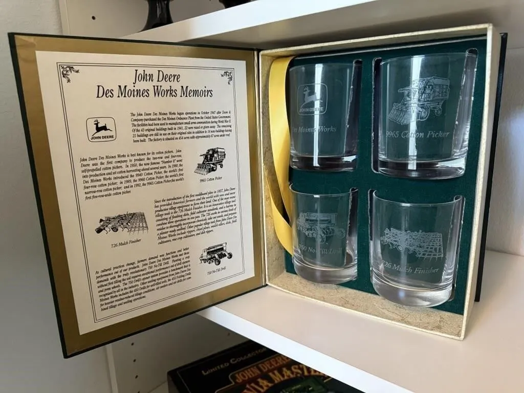 John Deere rocks glass boxed set