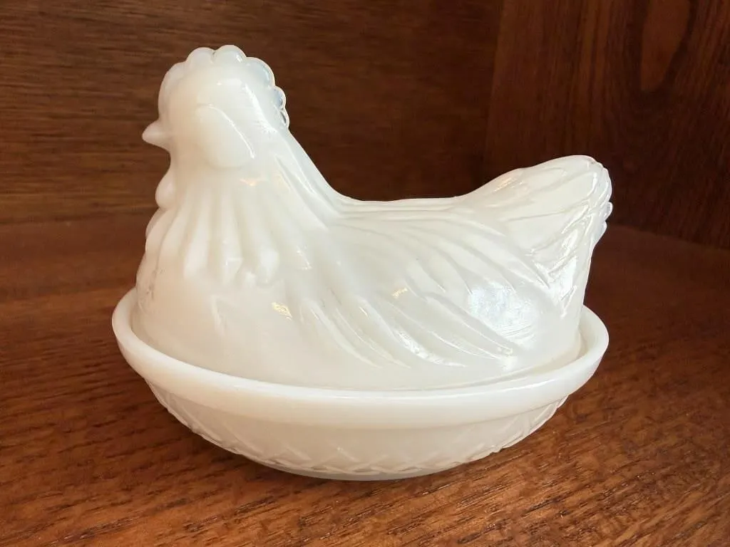 Milk glass hen on nest