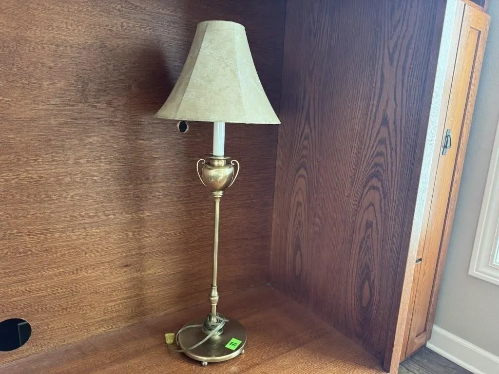 Table lamp