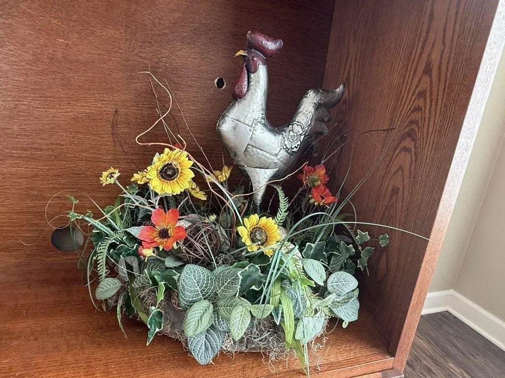 Rooster floral centerpiece