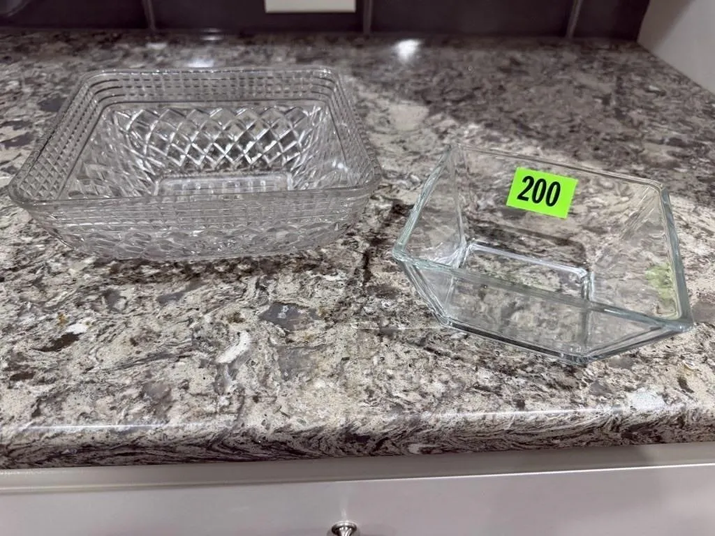 Glass square bowls (2)