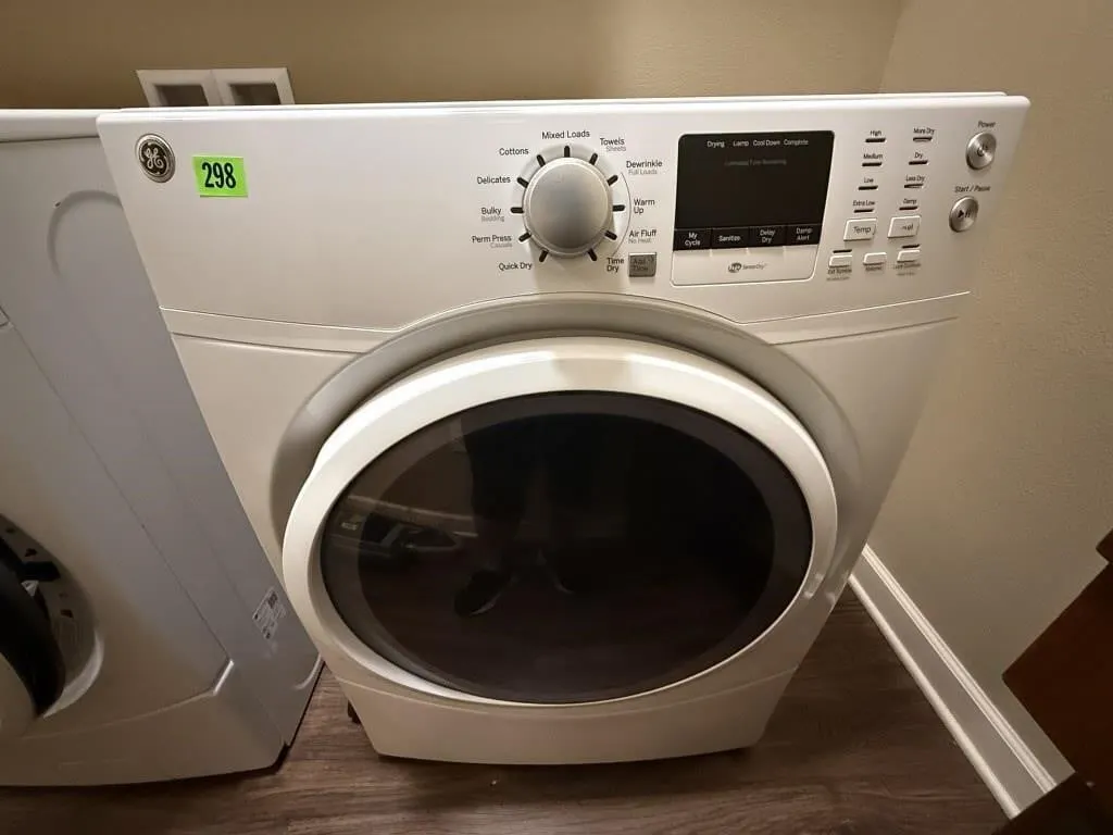 GE electric clothes dryer